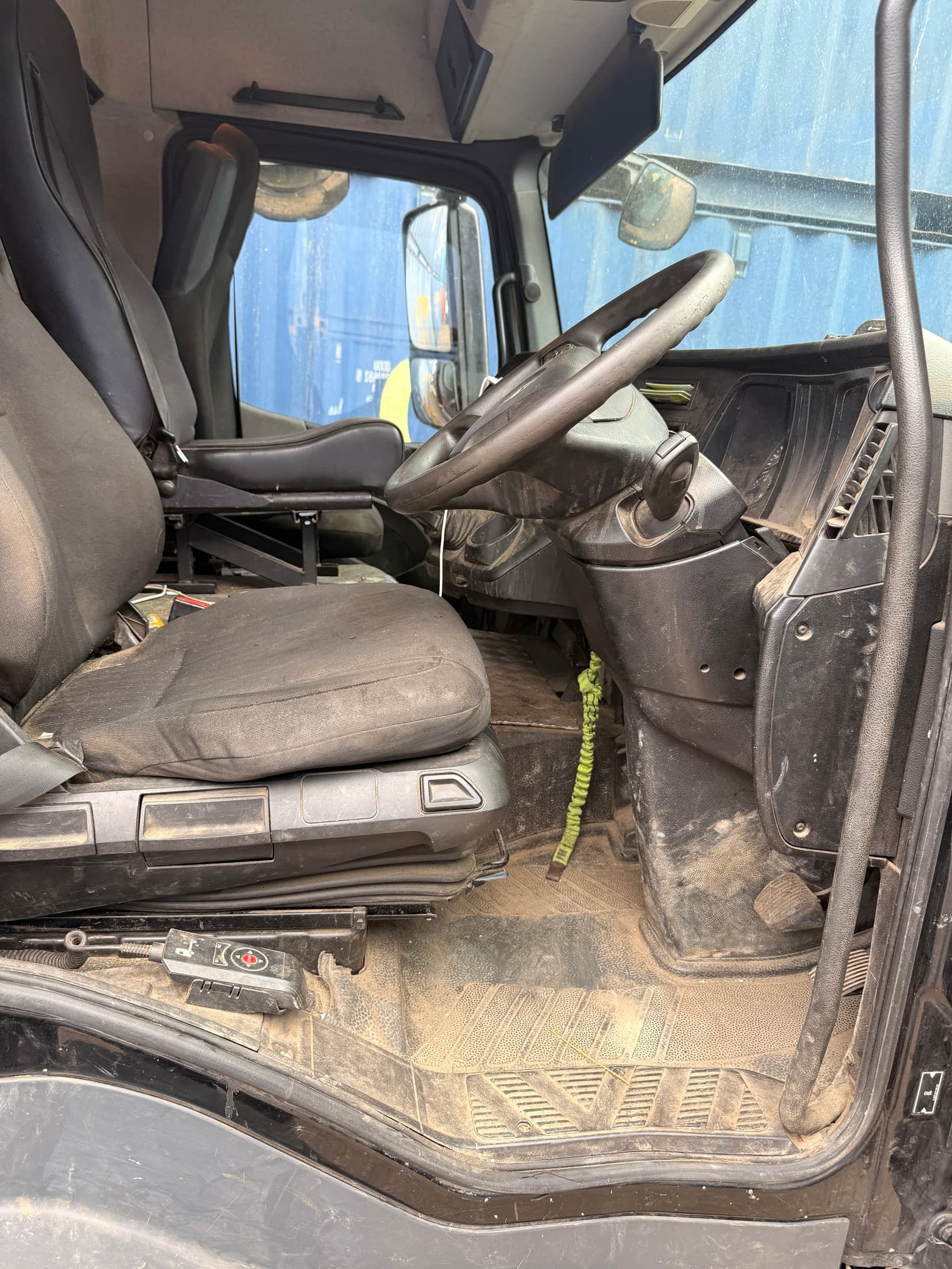 Commercial vehicle cab ready for a PWS valet